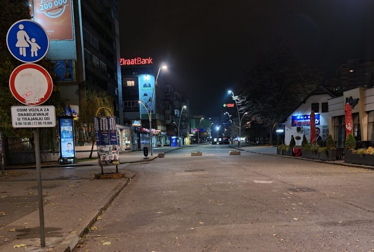 Nastupio policijski sat, puste ulice Zenice (FOTO)